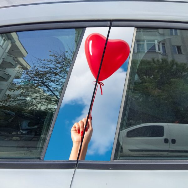 Kalp Balon Araba Direk Stickeri Ask01